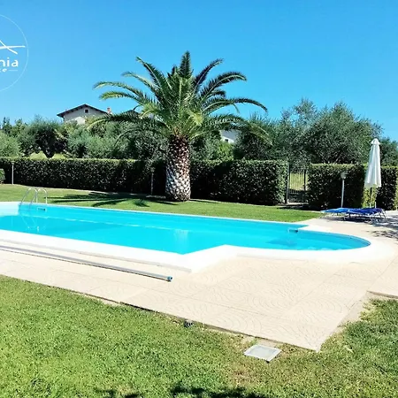 Villino Con Piscina Cod Al1