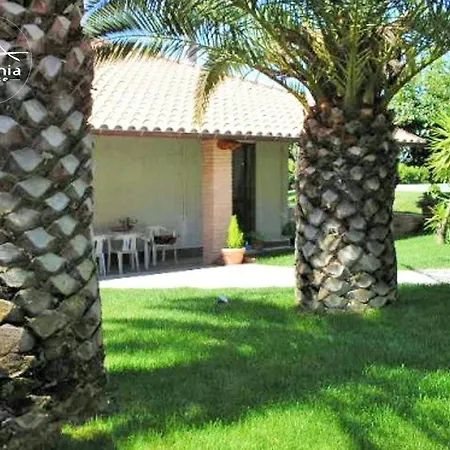 Villino Con Piscina Cod Al1 Lägenhet Montone (Abruzzo)
